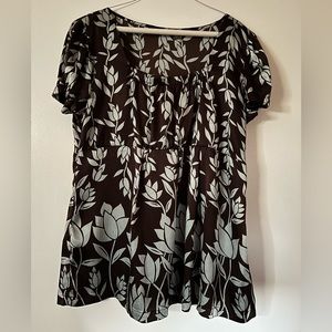 Apt 9 short sleeve blouse size XL